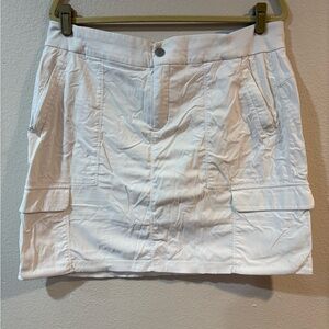 Athleta White Skort with pockets